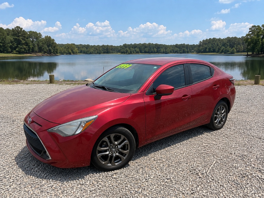 2019 Toyota Yaris - $3,999