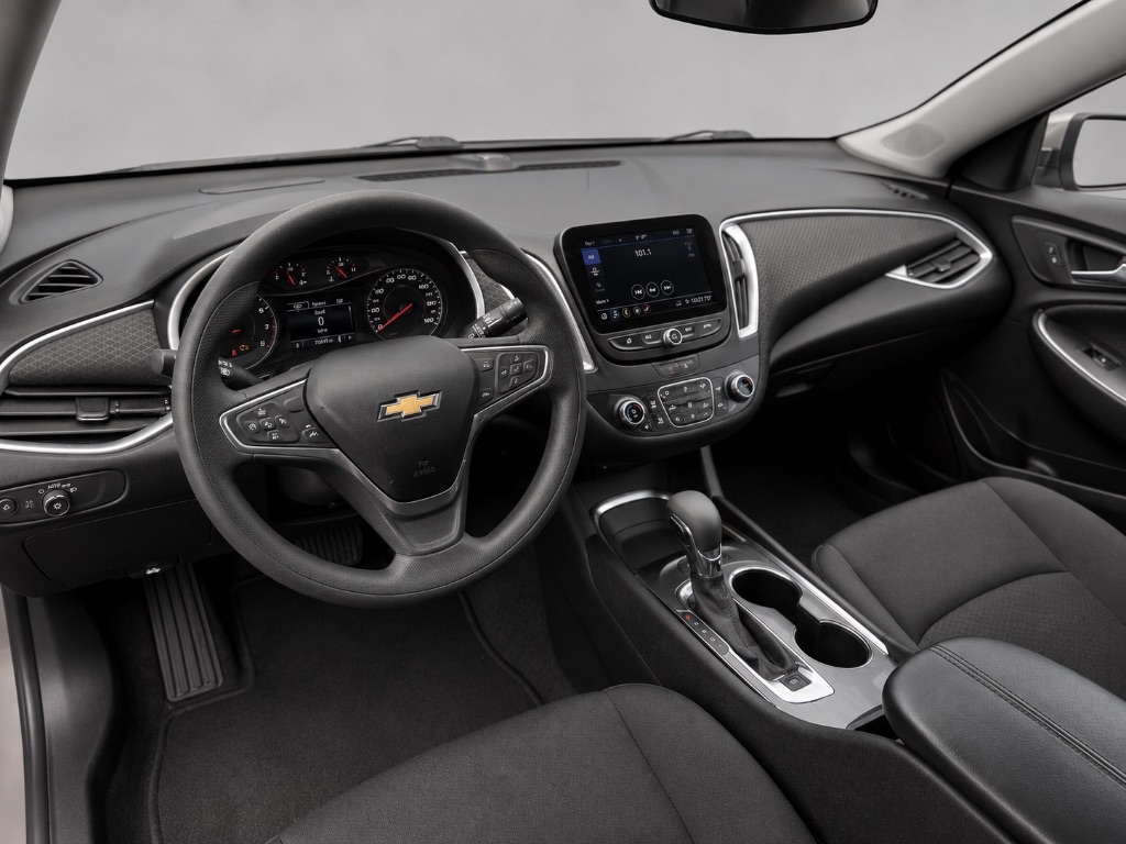2023 Chevrolet Malibu - $9,999