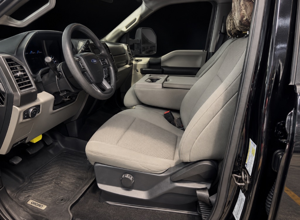 2020 Ford F250 - $26,900