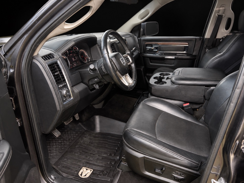 2017 Ram 1500 - $18,900