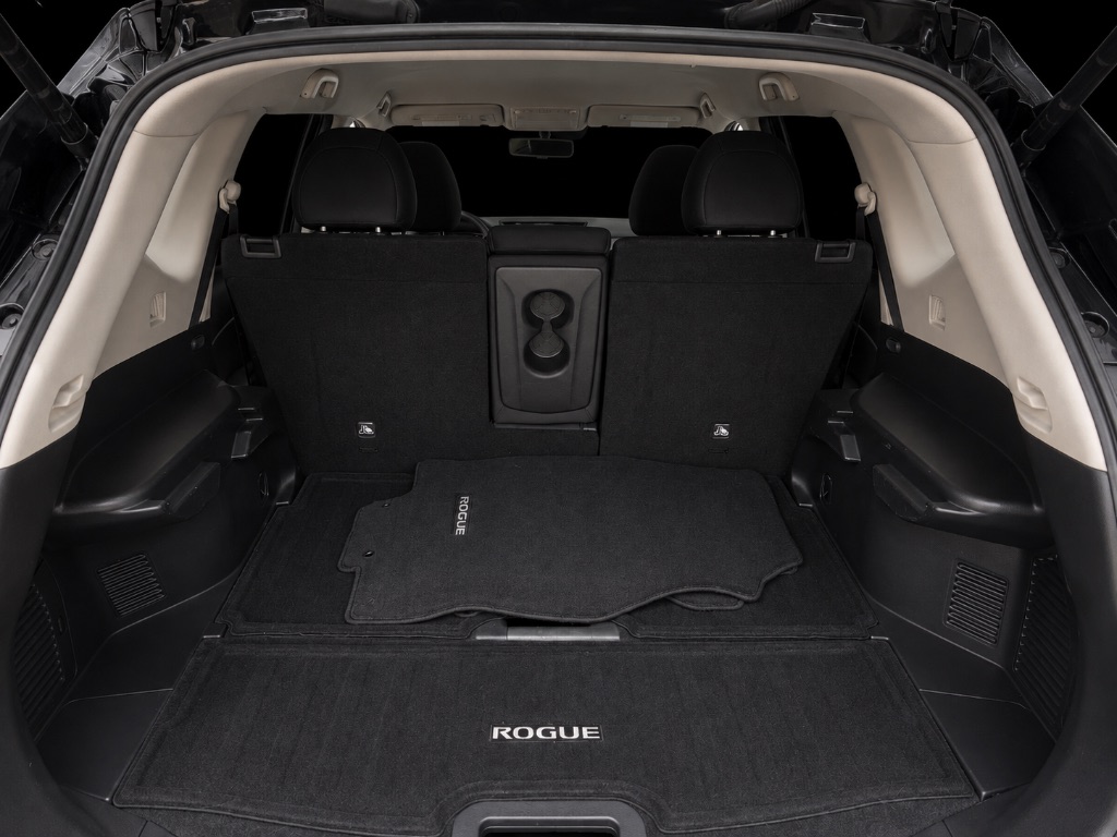 2019 Nissan Rogue - $13,900