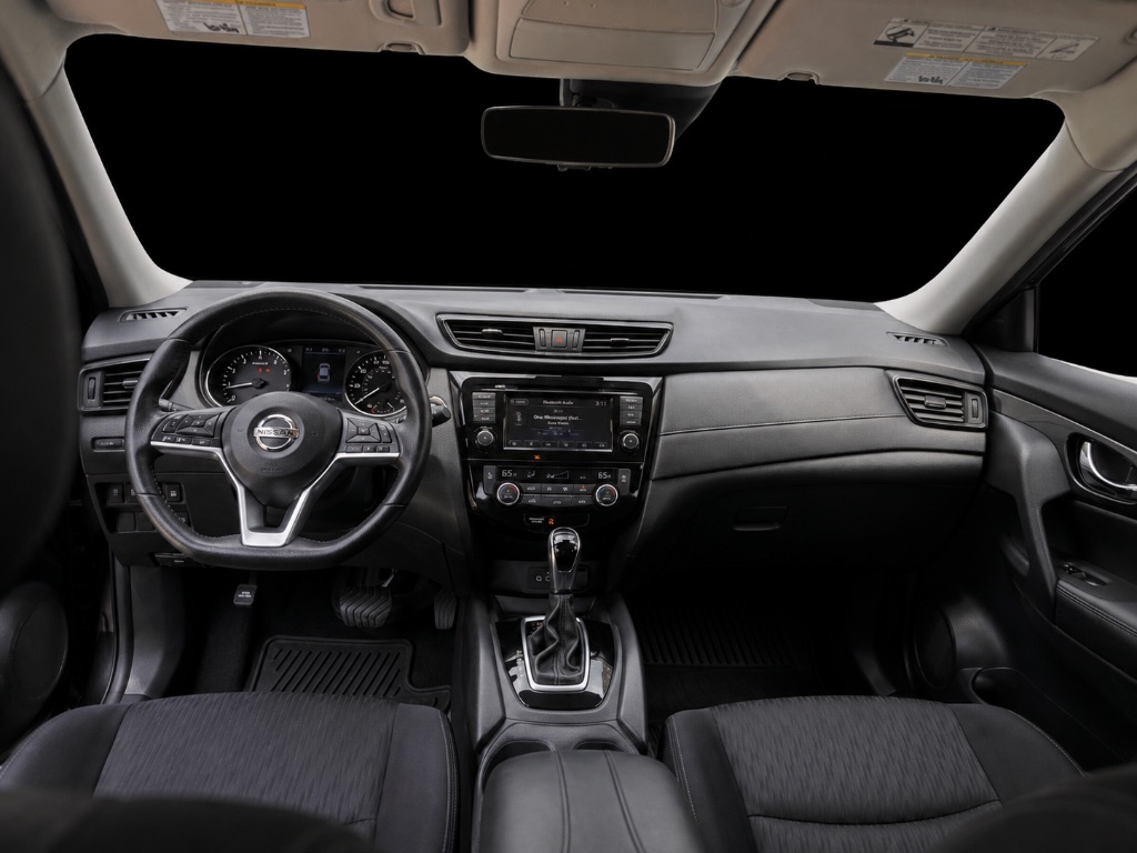 2019 Nissan Rogue - $13,900
