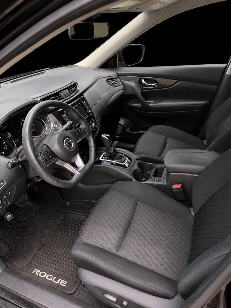 2019 Nissan Rogue - $13,900