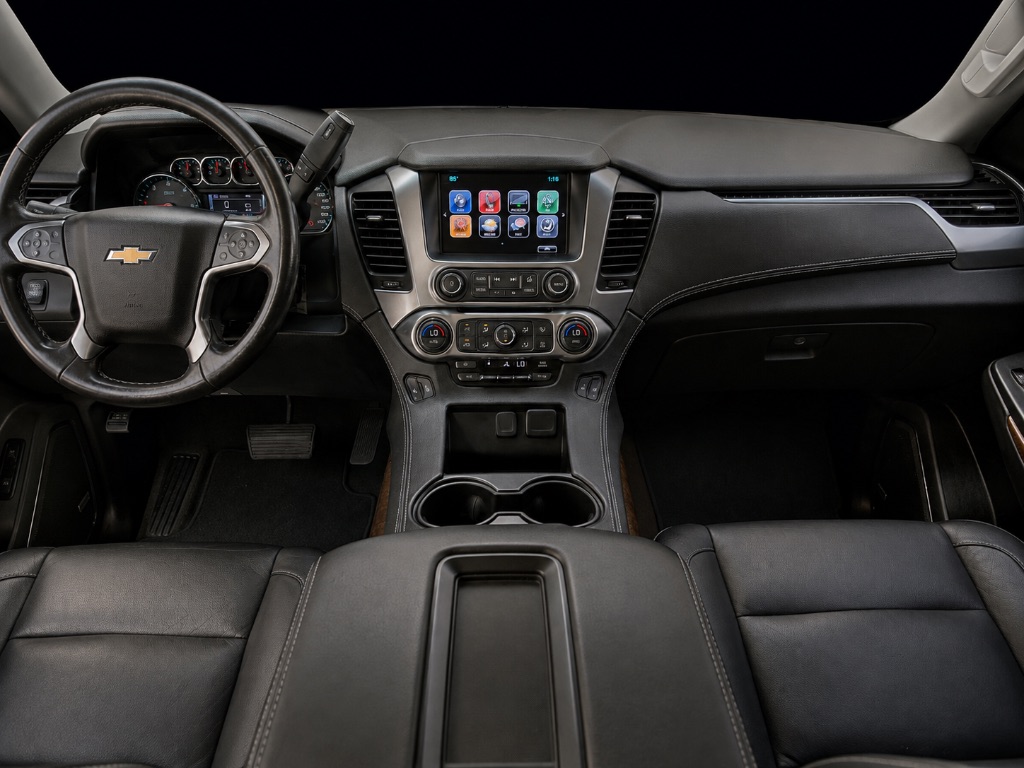 2019 Chevrolet Suburban - $17,999