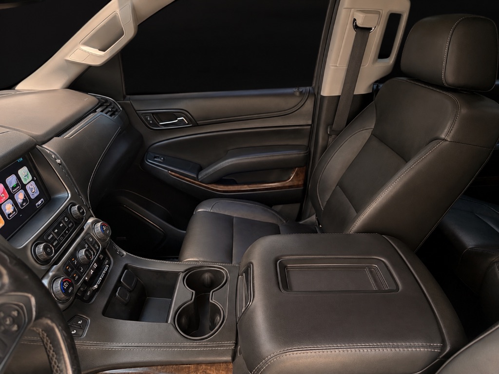 2019 Chevrolet Suburban - $17,999