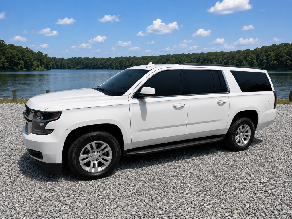 2019 Chevrolet Suburban - $17,999