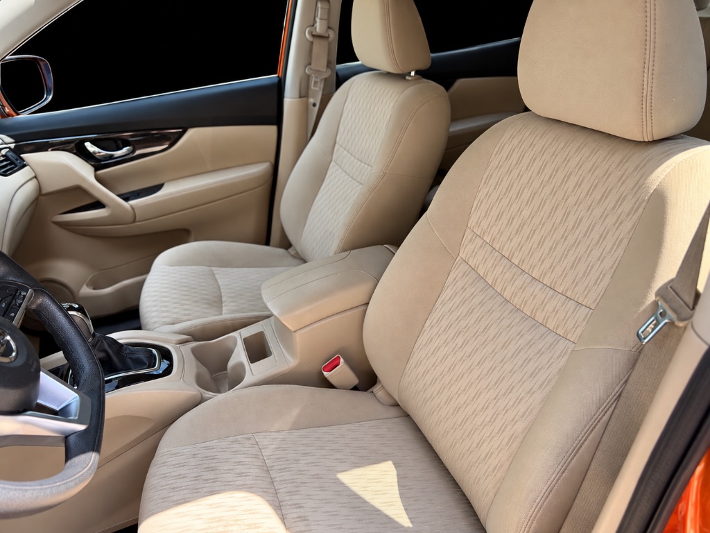 2017 Nissan Rogue - $9,999