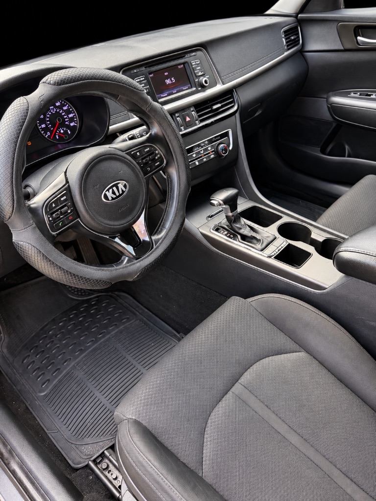 2016 Kia Optima - $7,500