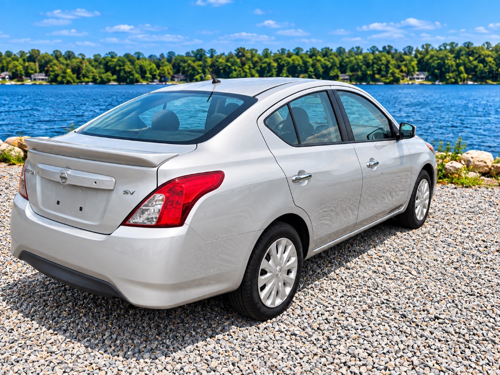 2018 Nissan Versa - $7,599