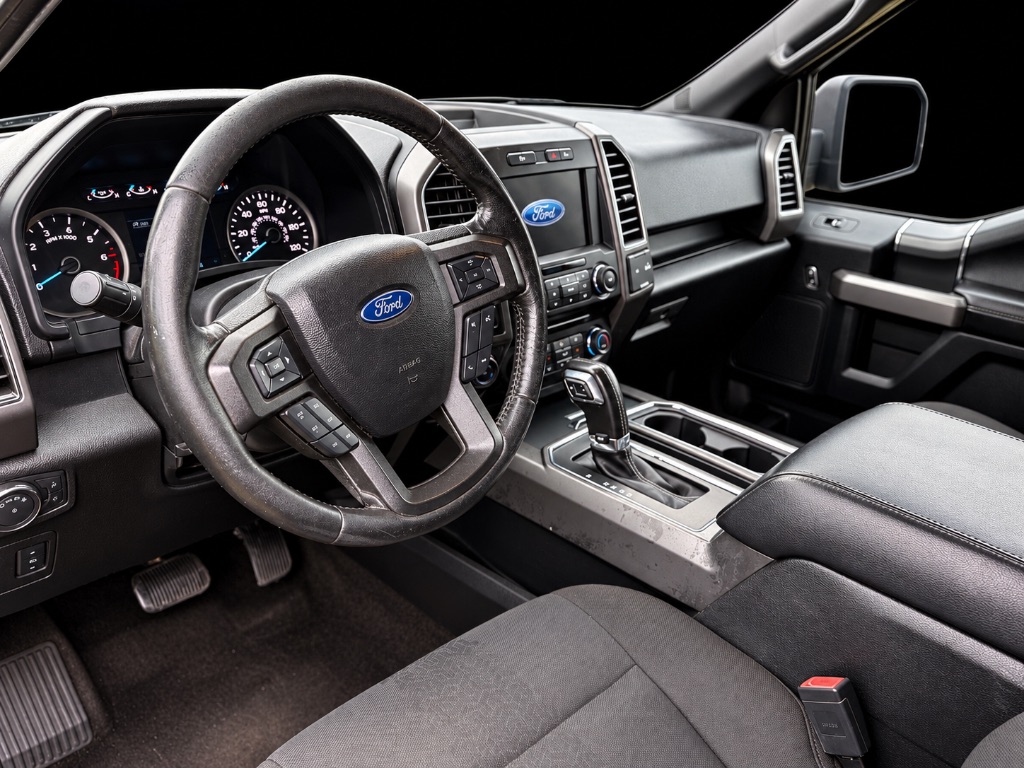 2018 Ford F-150 - $18,900