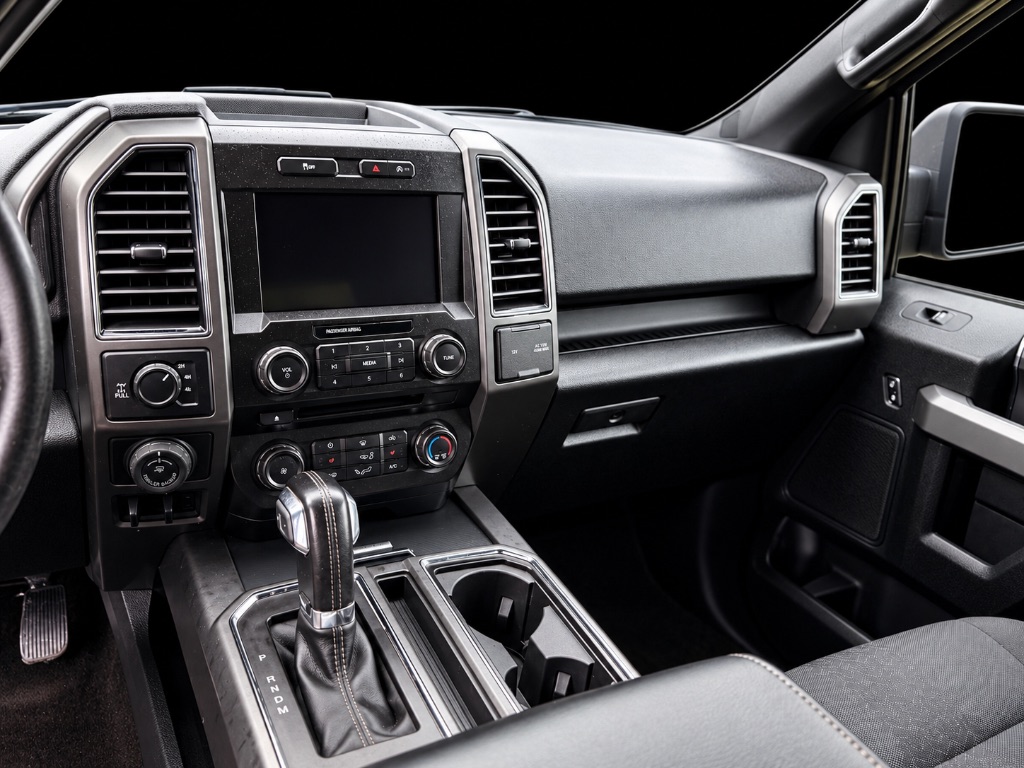 2018 Ford F-150 - $18,900