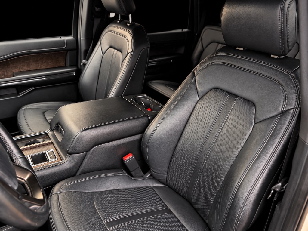 2020 Ford Expedition - $18,999