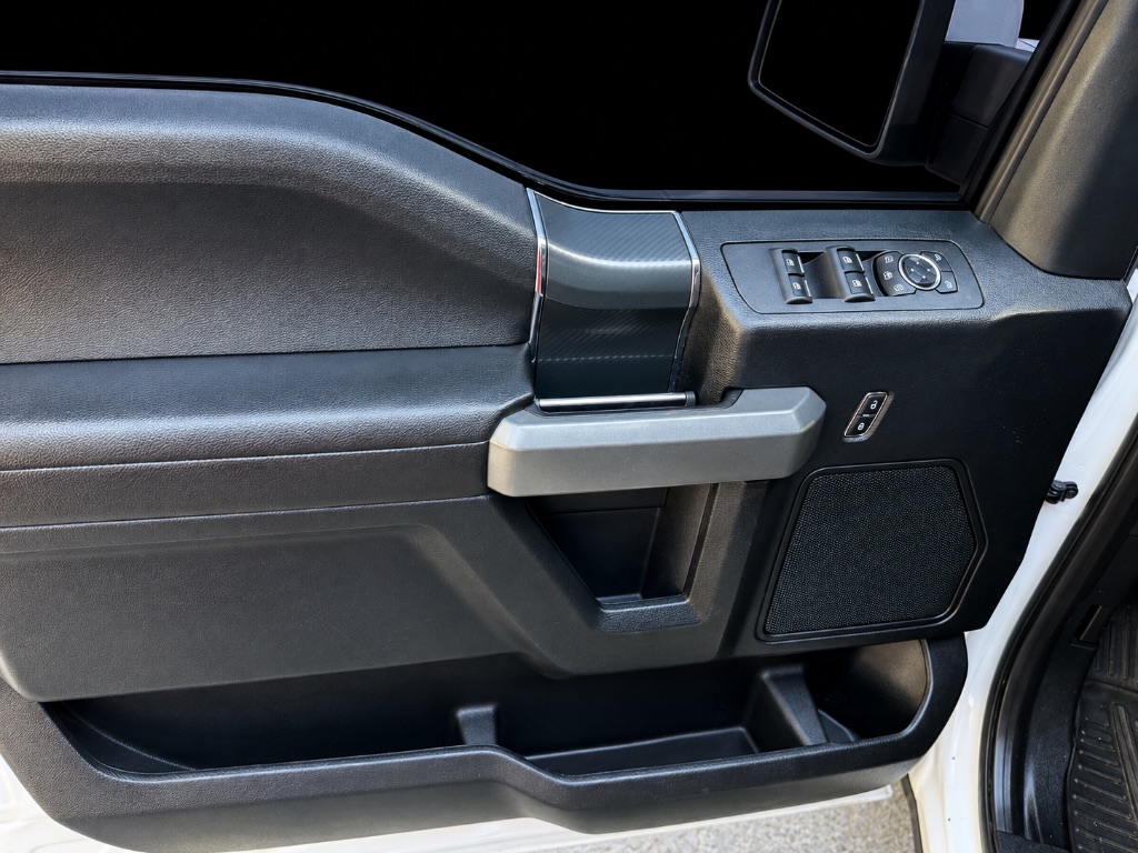 2018 Ford F-150 - $19,900