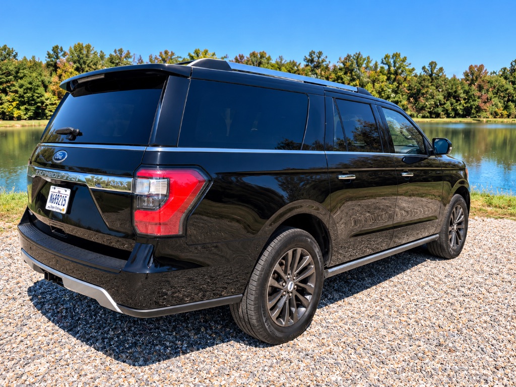 2020 Ford Expedition - $14,900
