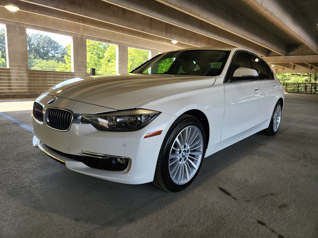 2015 BMW 3-Series 328i photo