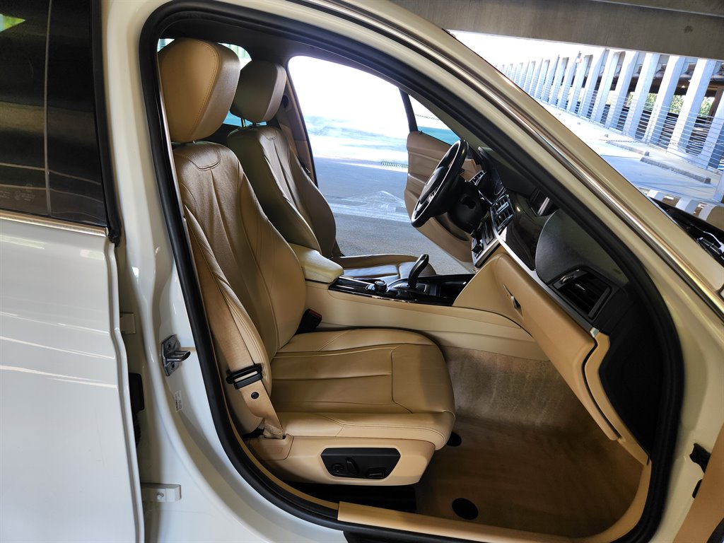 2015 BMW 3-Series 328i photo