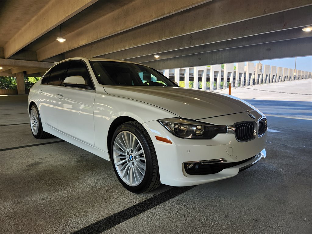 2015 BMW 3-Series 328i photo