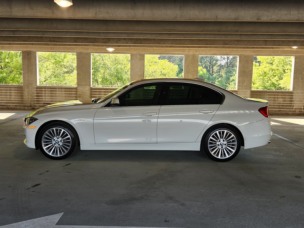 2015 BMW 3-Series 328i photo