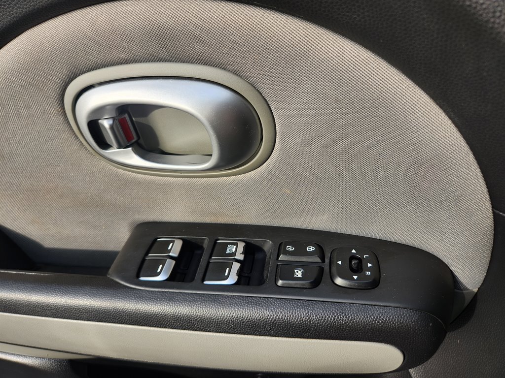 2017 Kia Soul photo