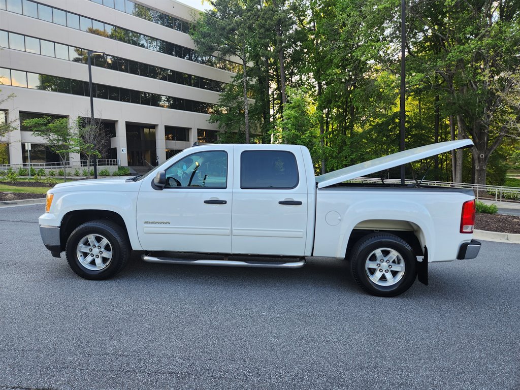 2011 GMC Sierra 1500 SLE photo