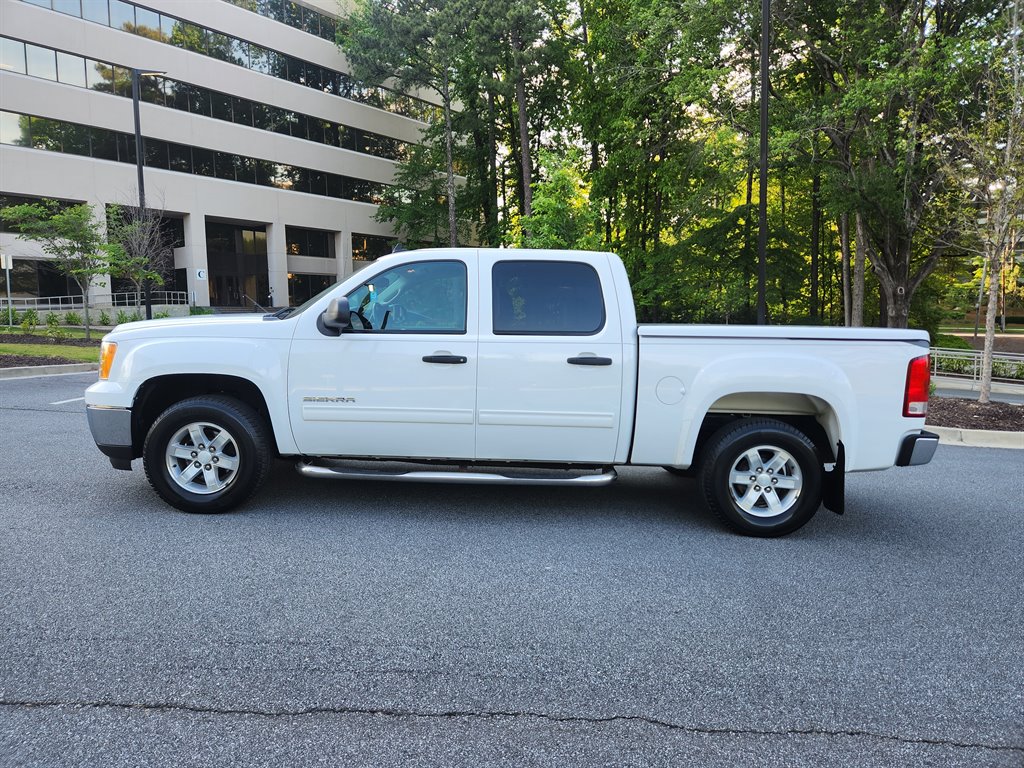 2011 GMC Sierra 1500 SLE photo