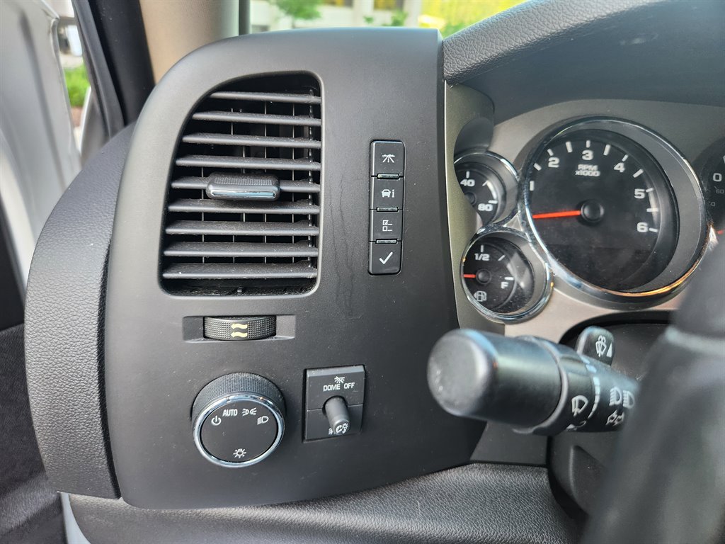 2011 GMC Sierra 1500 SLE photo