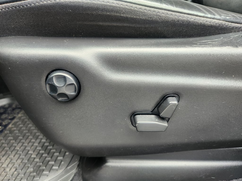 2021 Jeep Cherokee - $15,299