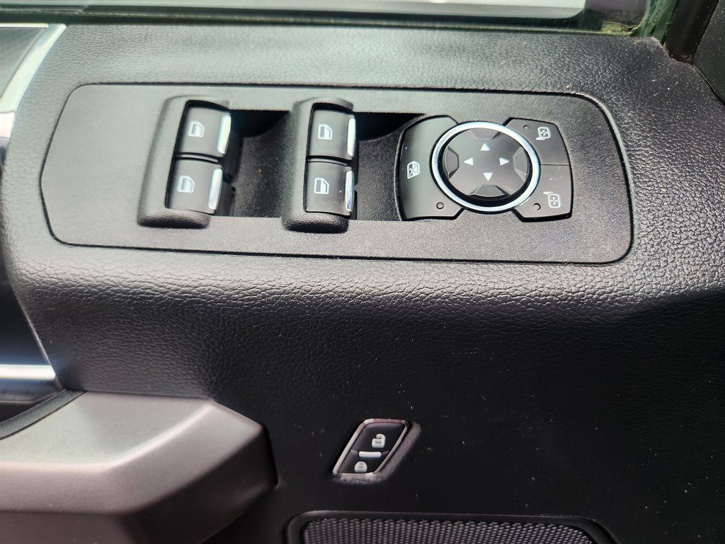 2020 Ford F-150 - $17,500