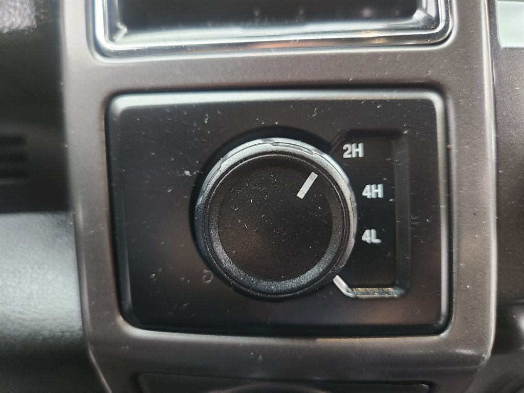 2020 Ford F-150 - $17,500
