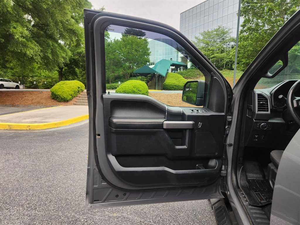 2020 Ford F-150 - $17,500