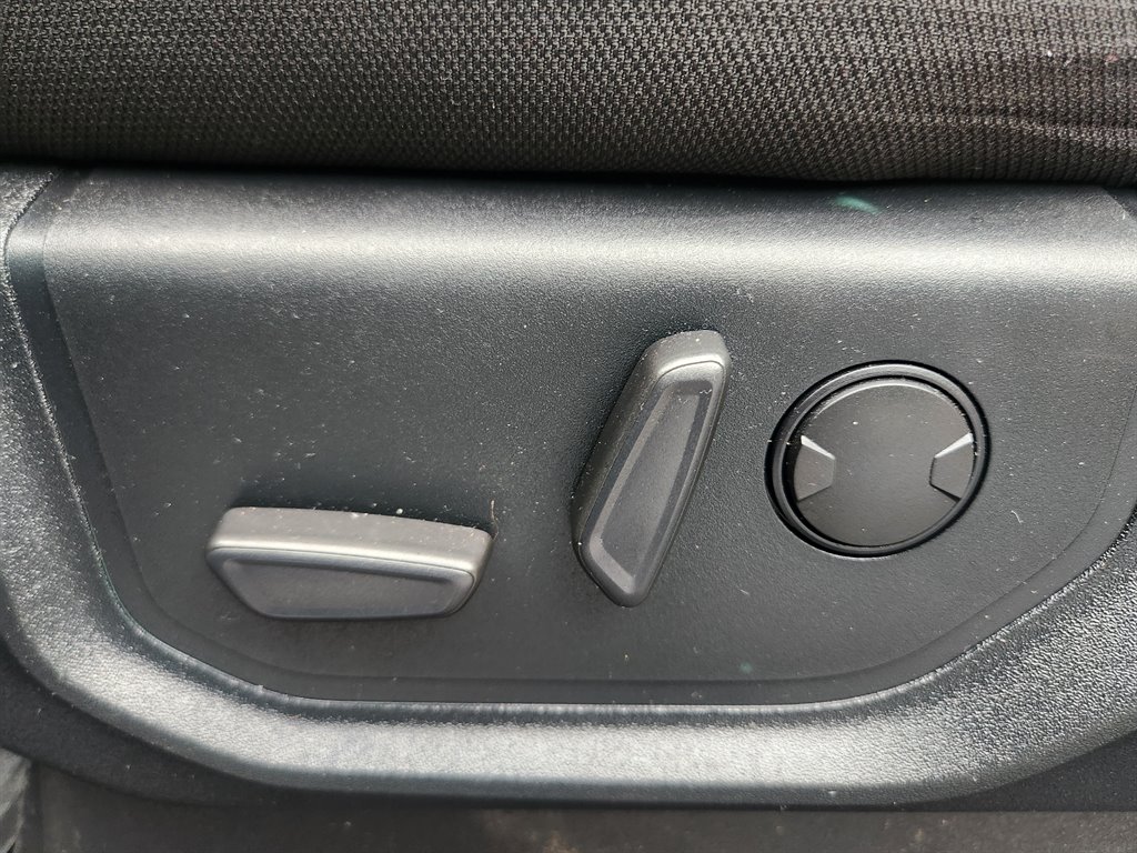 2020 Ford F-150 - $17,500