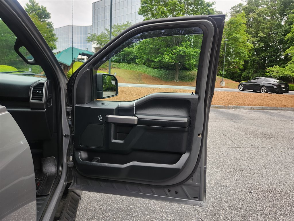 2020 Ford F-150 - $17,500