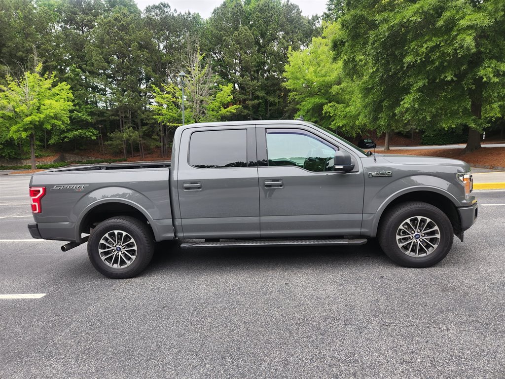 2020 Ford F-150 - $17,500