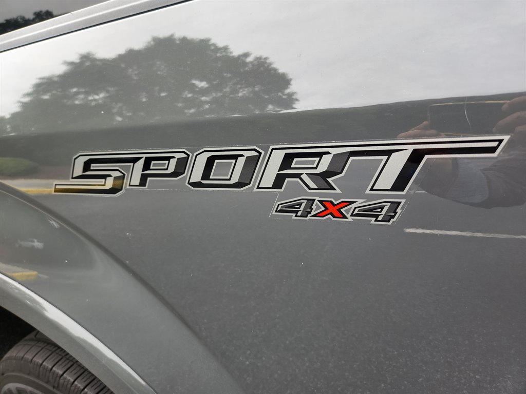 2020 Ford F-150 - $17,500