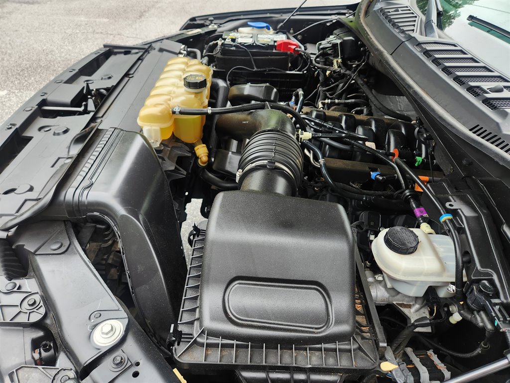 2020 Ford F-150 - $17,500