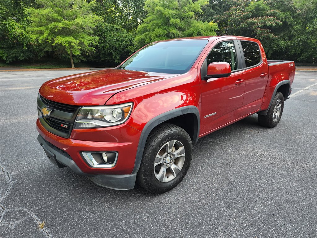 2015 Chevrolet Colorado - $15,250
