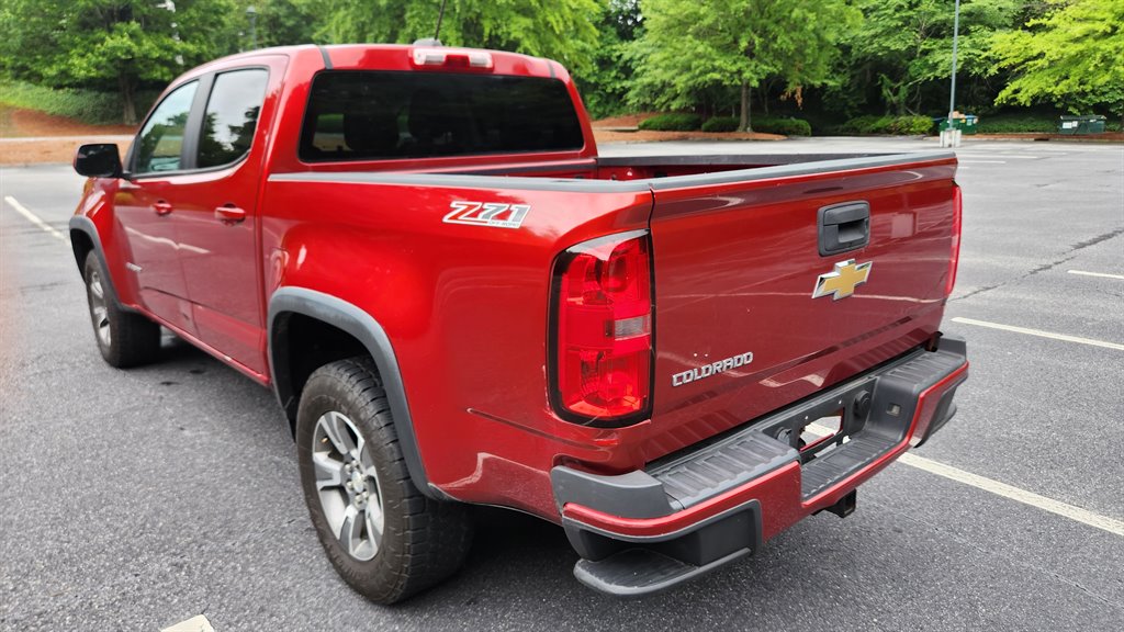 2015 Chevrolet Colorado - $15,250