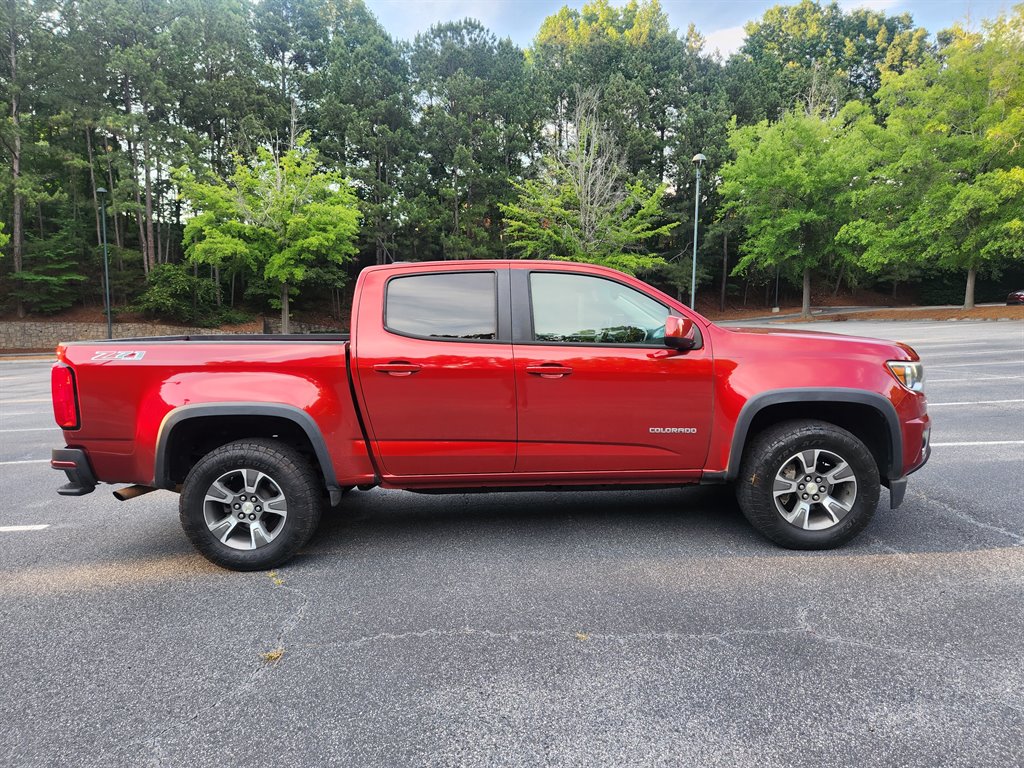 2015 Chevrolet Colorado - $15,250