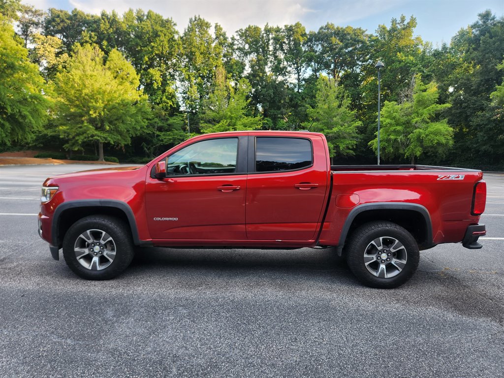 2015 Chevrolet Colorado - $15,250