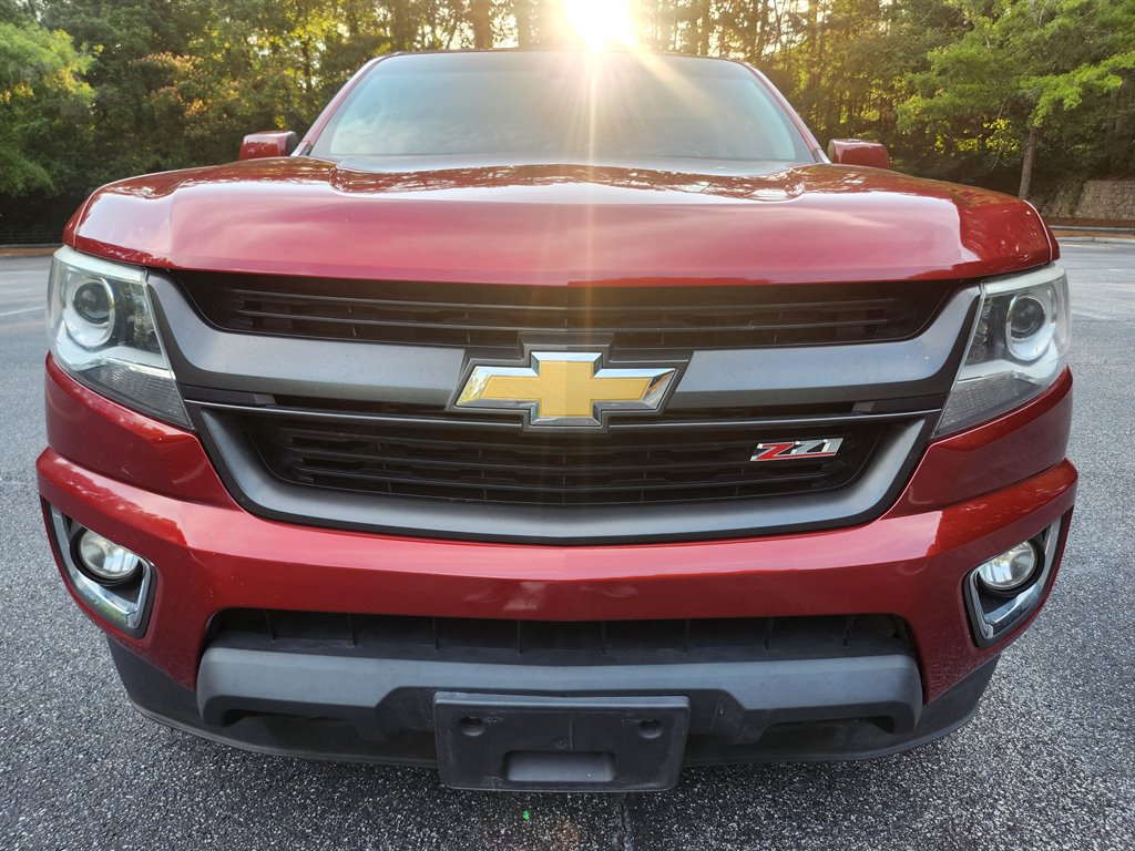 2015 Chevrolet Colorado - $15,250