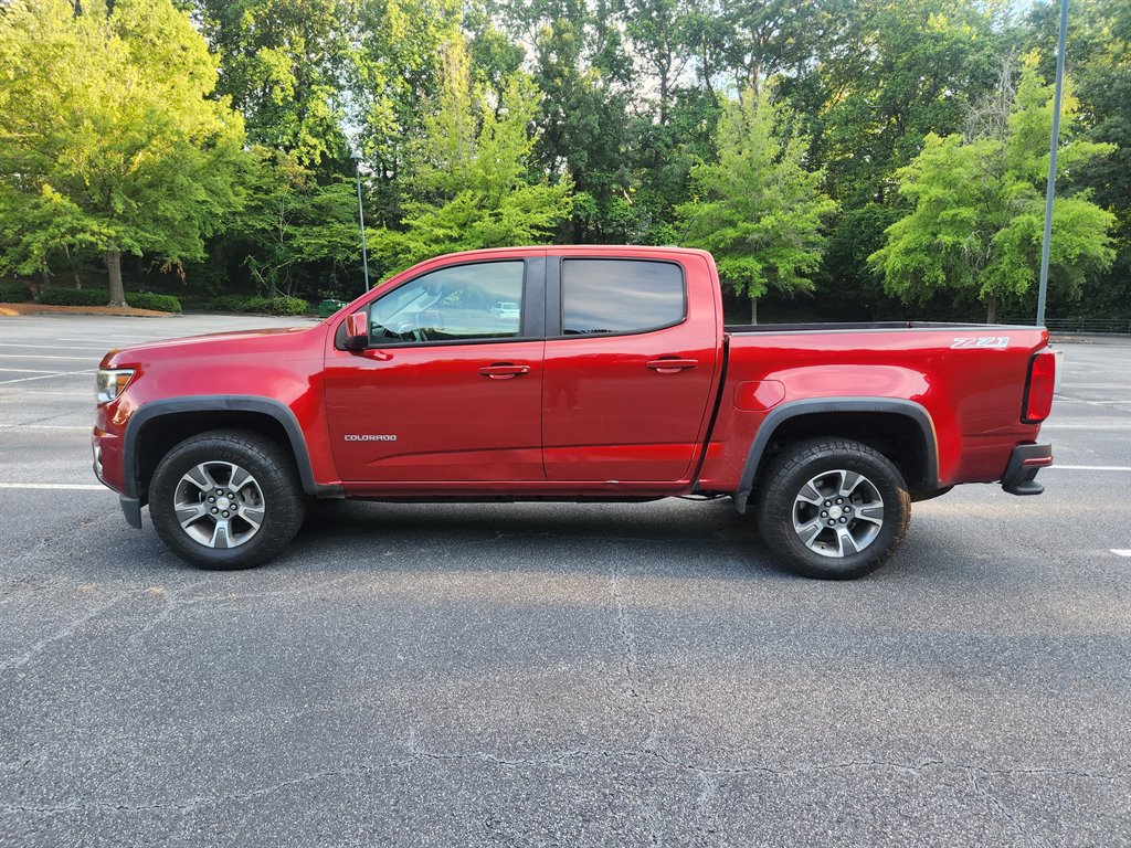 2015 Chevrolet Colorado - $15,250
