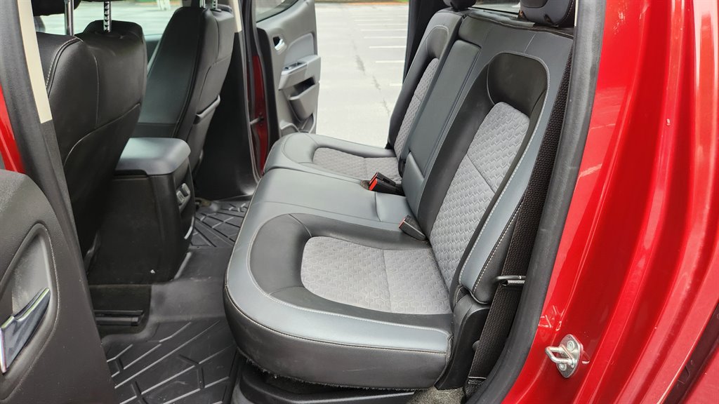 2015 Chevrolet Colorado - $15,250