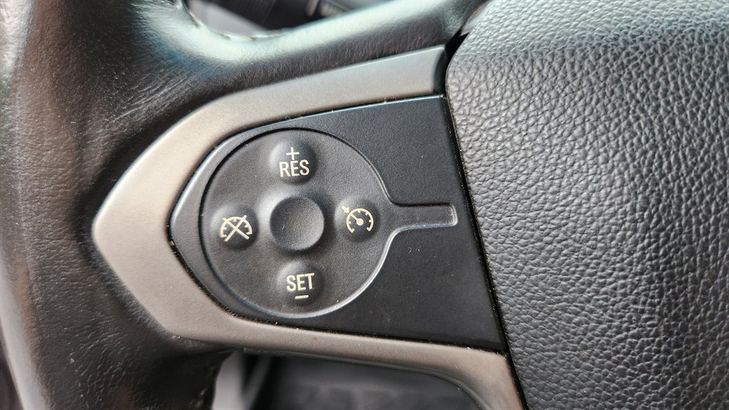 2015 Chevrolet Colorado - $15,250