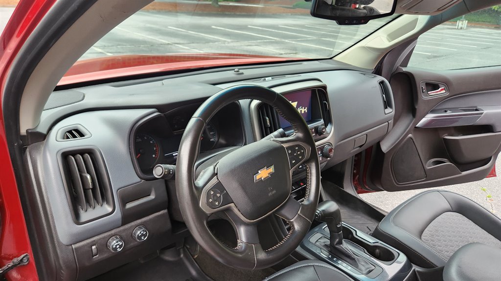 2015 Chevrolet Colorado - $15,250