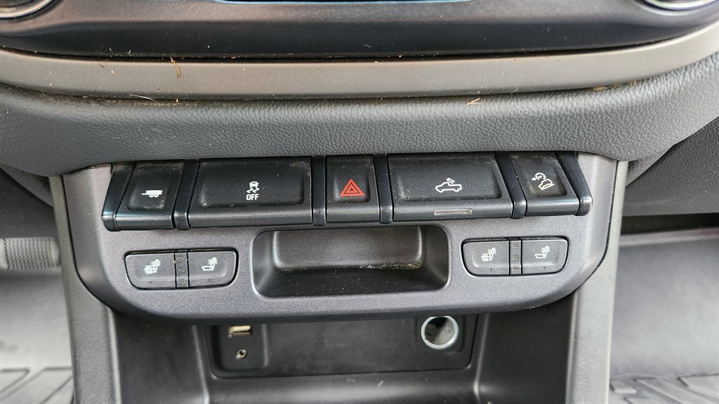 2015 Chevrolet Colorado - $15,250