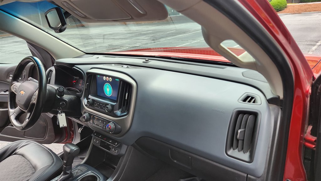 2015 Chevrolet Colorado - $15,250