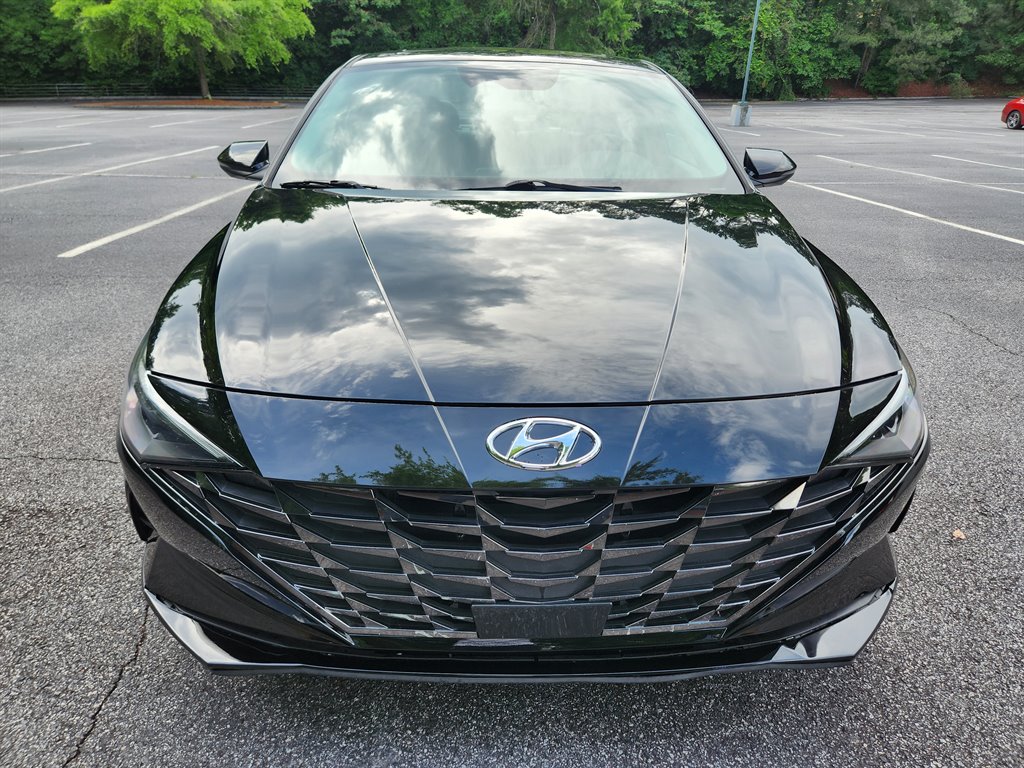 2023 Hyundai Elantra - $15,500