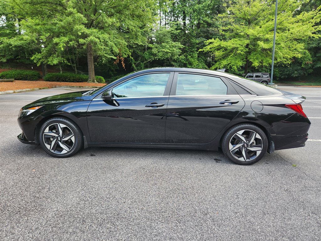 2023 Hyundai Elantra - $15,500