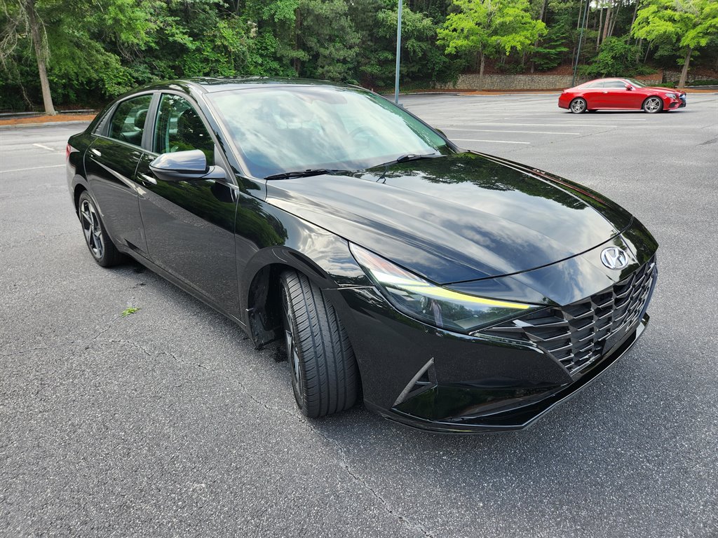 2023 Hyundai Elantra - $15,500