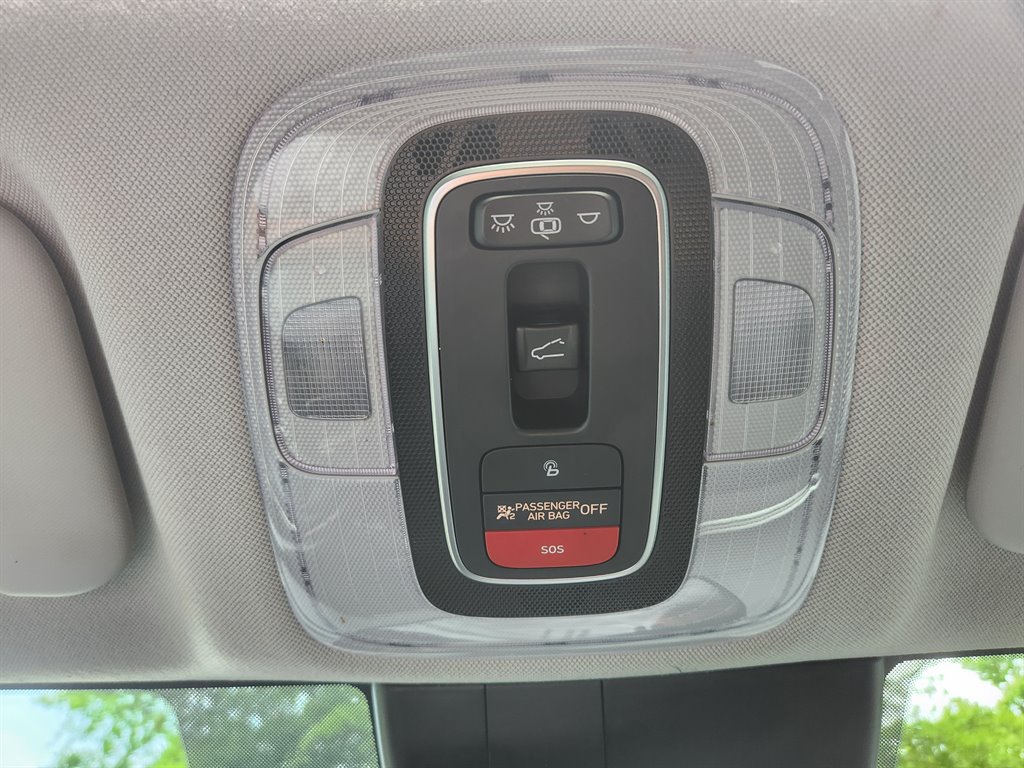 2023 Hyundai Elantra - $15,500